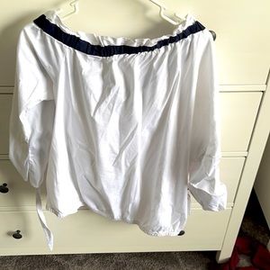 New ♥️🎁 with tags Eloquii off of shoulder top 🔝